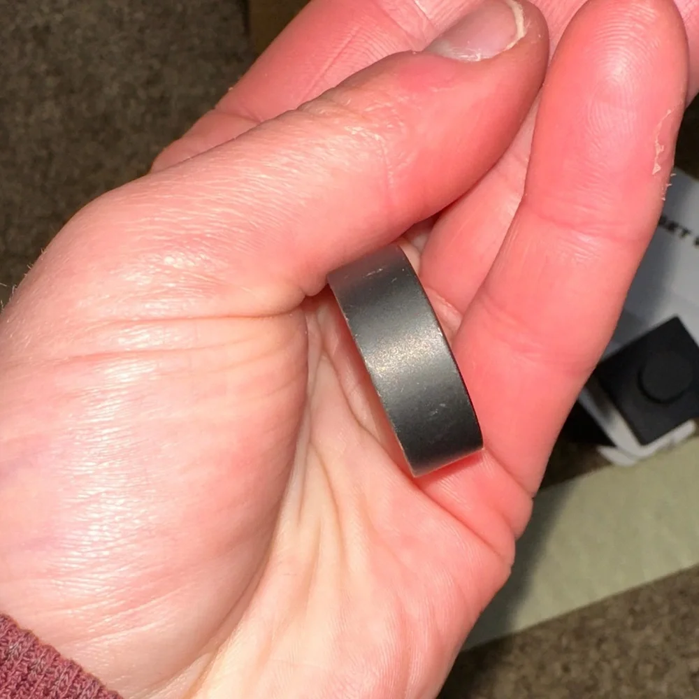 BROKEN FOR PARTS ONLY Ultrahuman Black Smart Ring